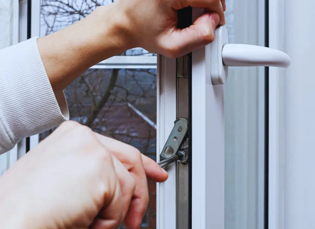 Réparation serrure de fenêtre Robion